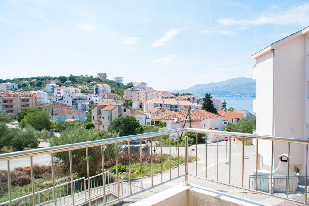 Apartment Horizont Trogir Extérieur photo